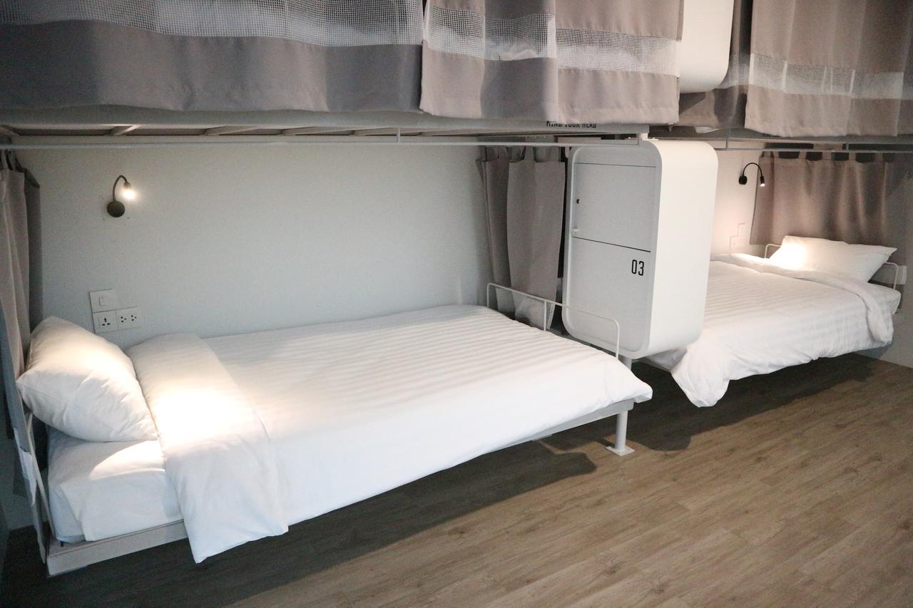 Bedspread Hostel (Adults Only) Bangkok Exteriér fotografie